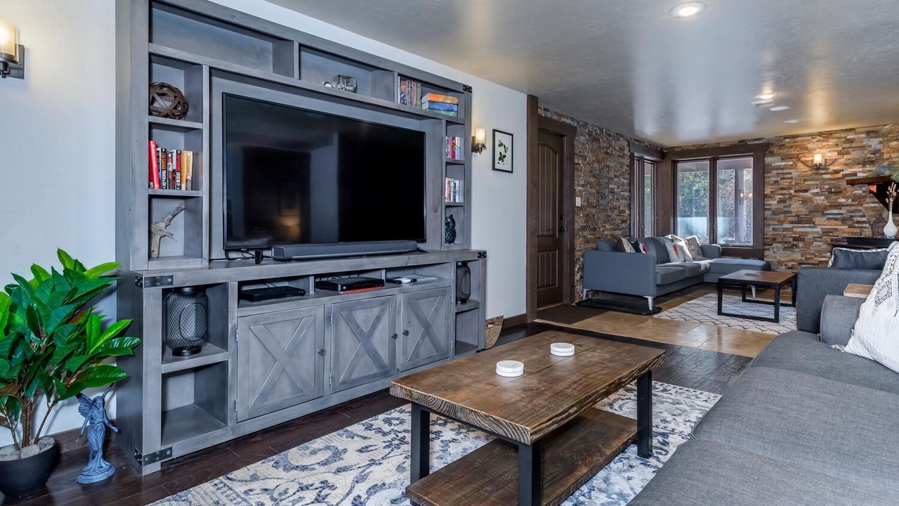 Photo of Bedroom in Idaho Springs