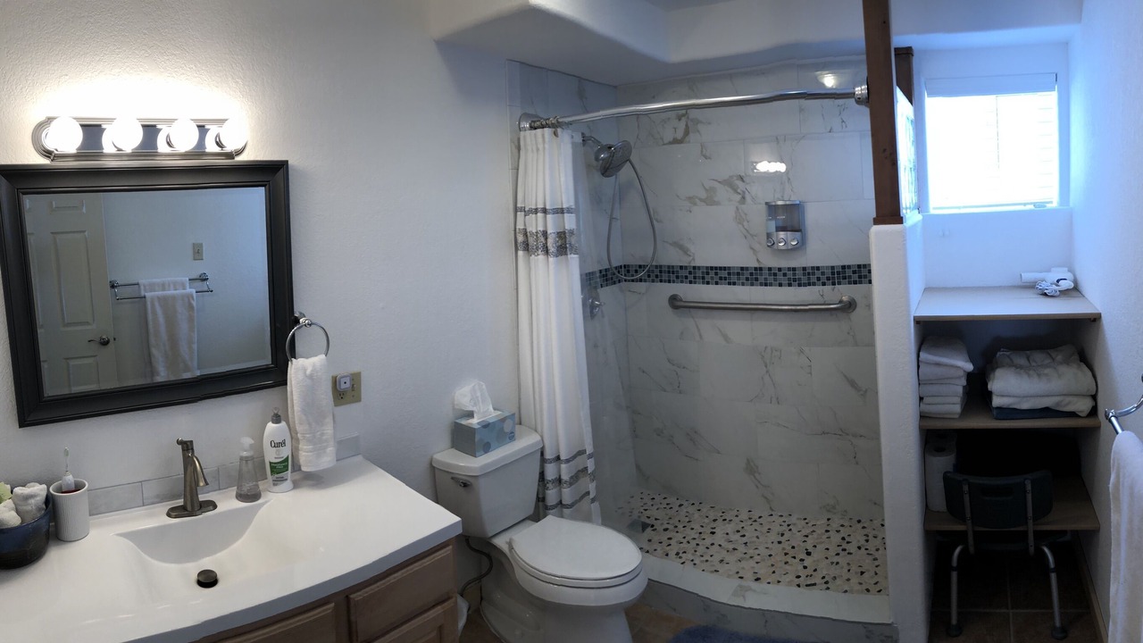 Photo of Bathroom in Indian Mountain