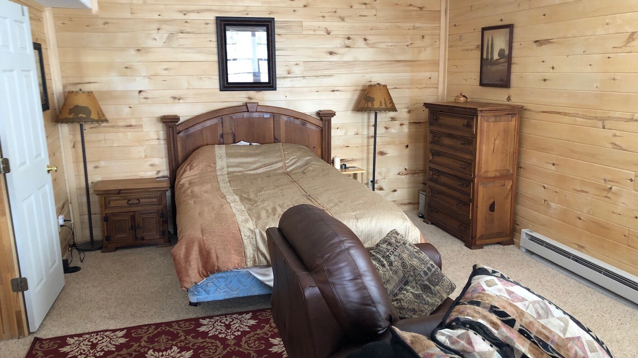Photo of Bedroom in Indian Mountain