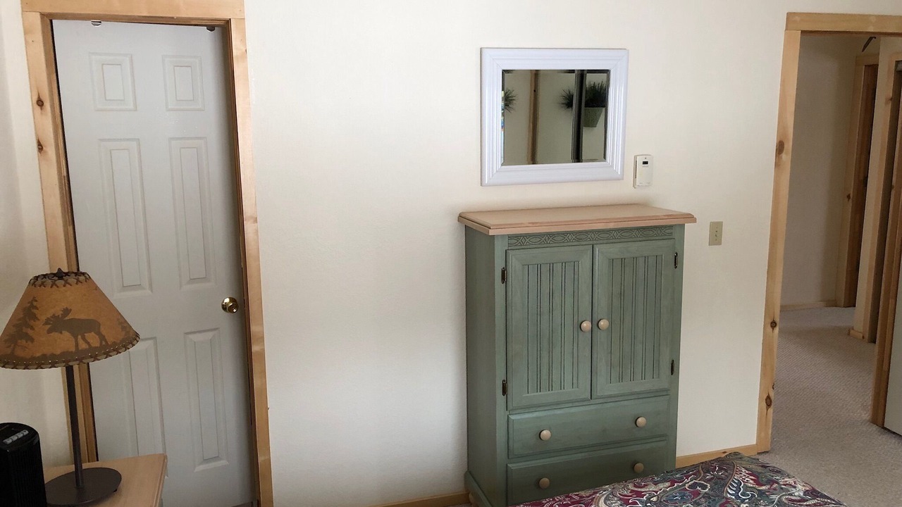 Photo of Bedroom in Indian Mountain