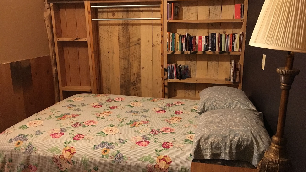 Photo of Bedroom in Hesperus