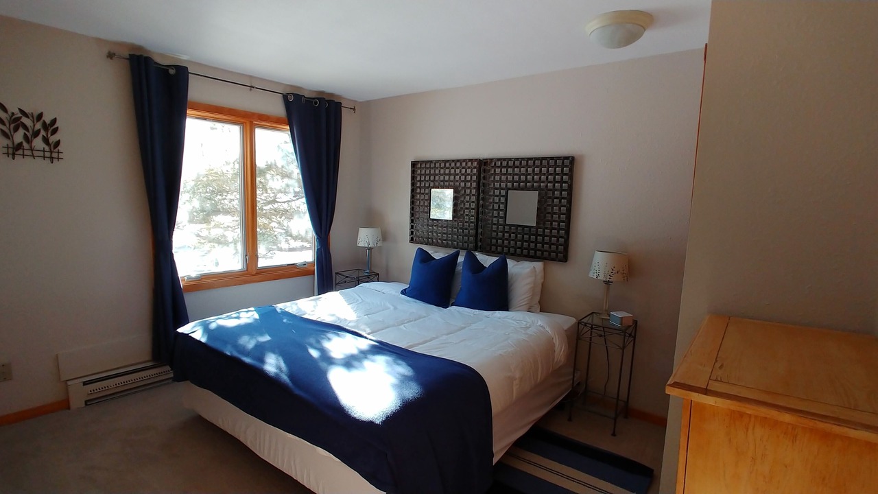 Photo of Bedroom in Mountain House