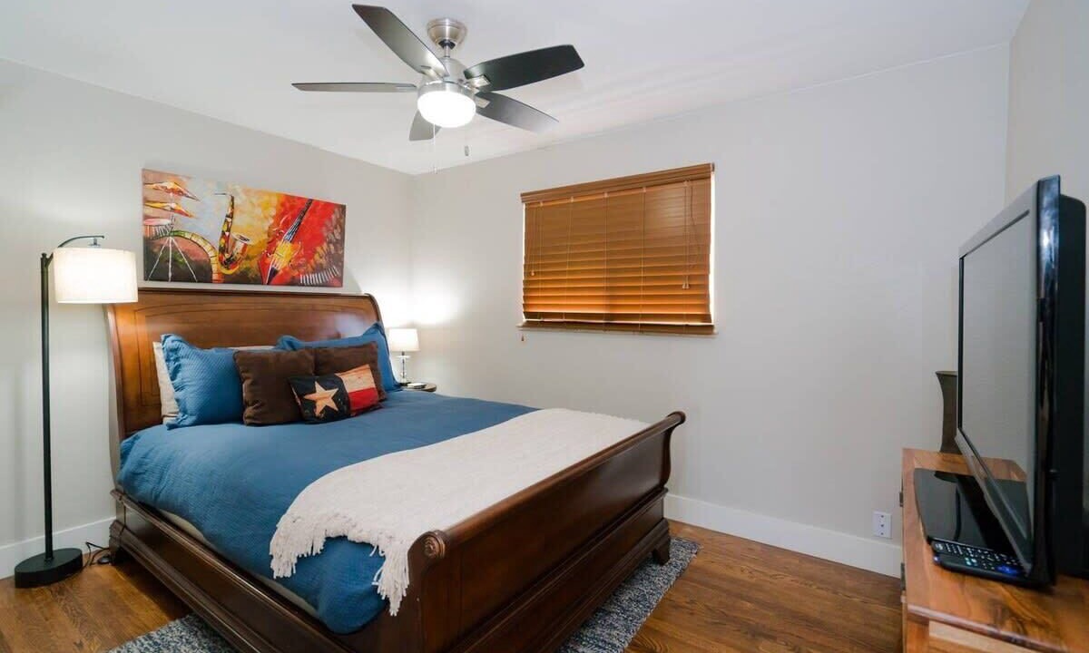 Photo of Bedroom in West Colfax