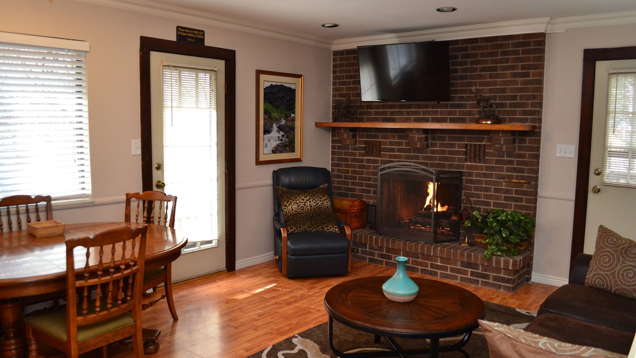 Photo of Livingroom in Broadmoor