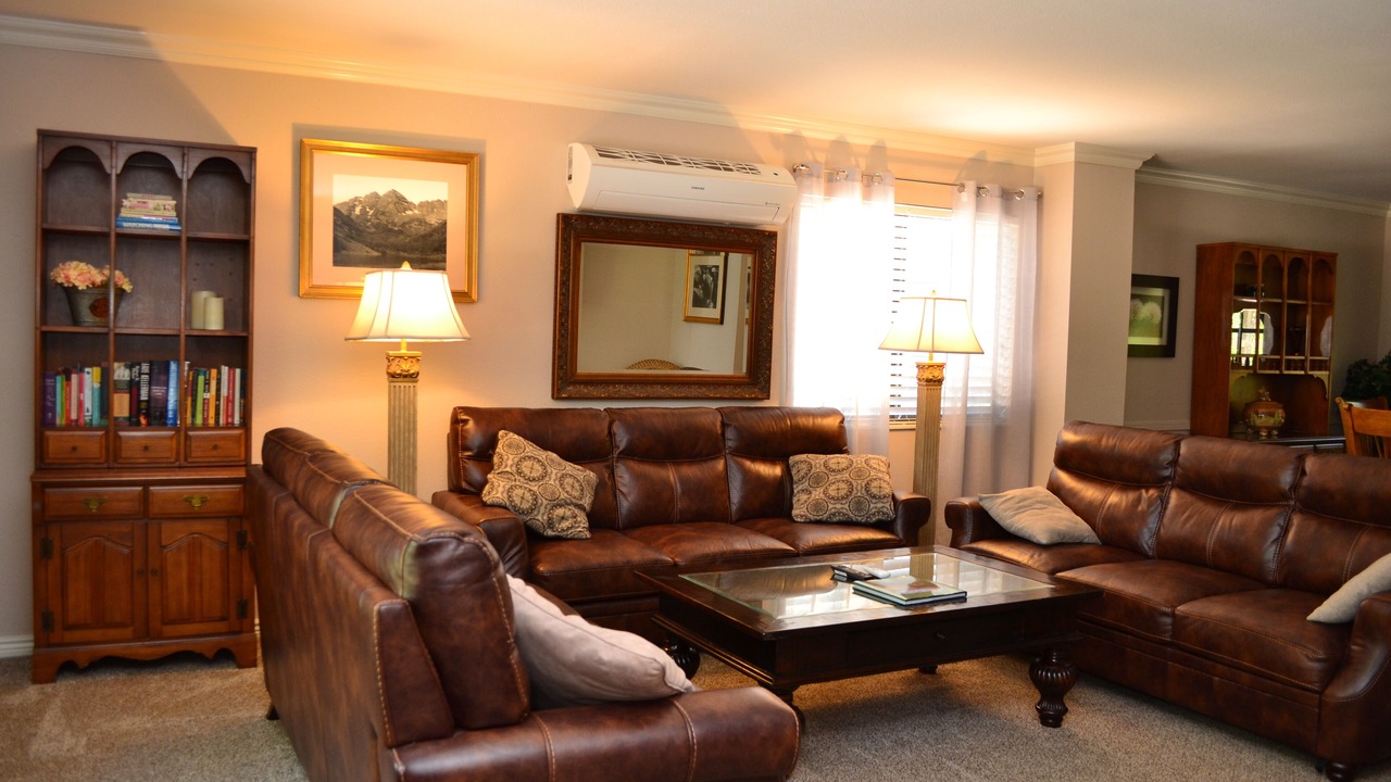Photo of Bedroom in Broadmoor