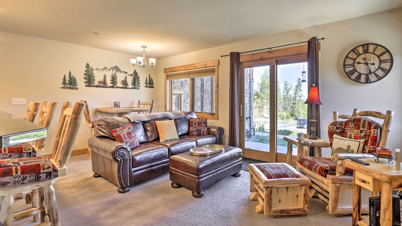 Photo of Livingroom in Fraser
