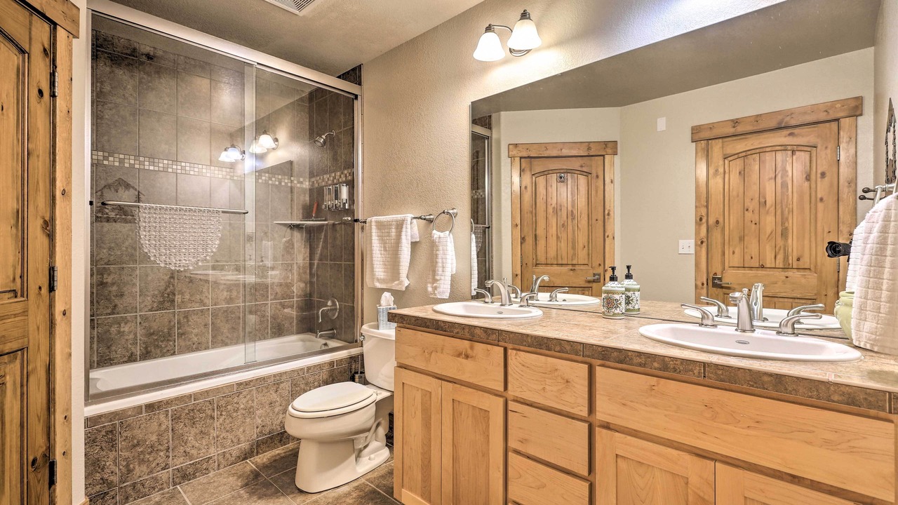 Photo of Bathroom in Fraser
