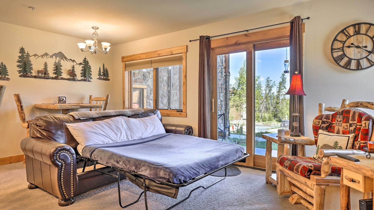 Photo of Livingroom in Fraser