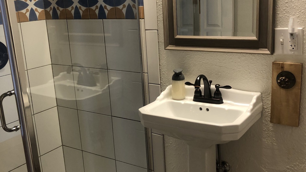 Photo of Bathroom in Paonia
