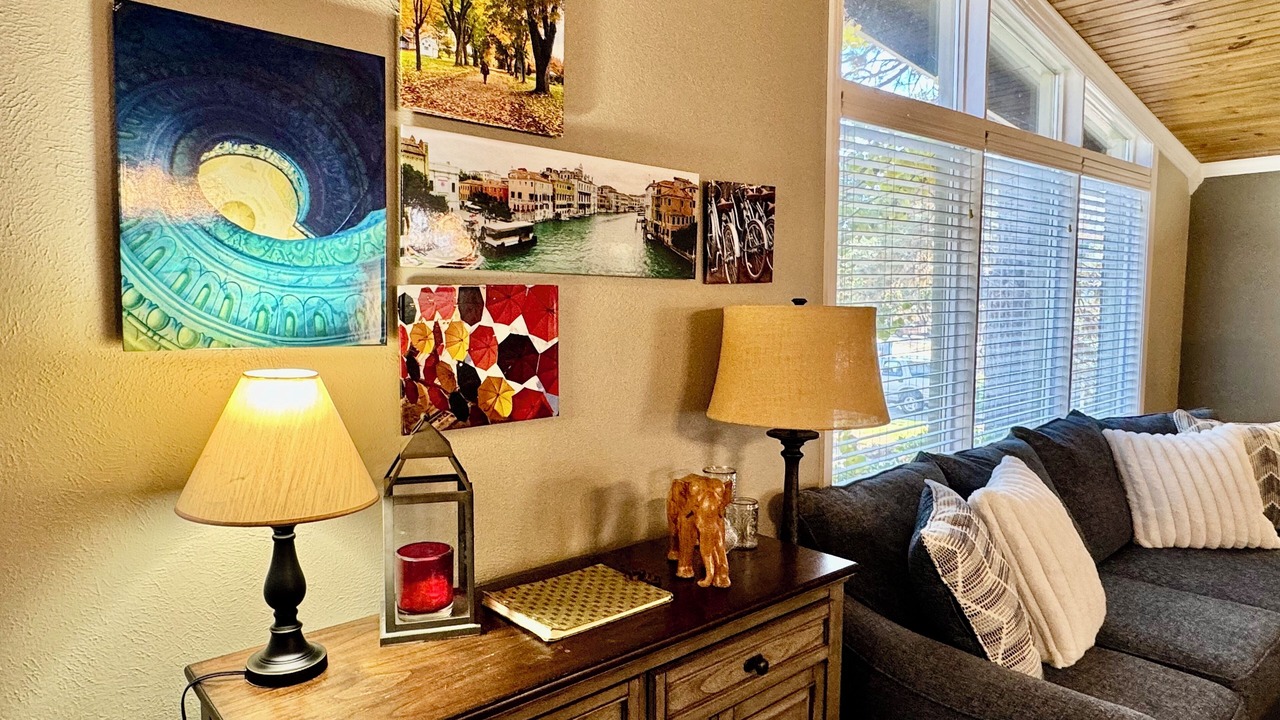 Photo of Livingroom in Littleton
