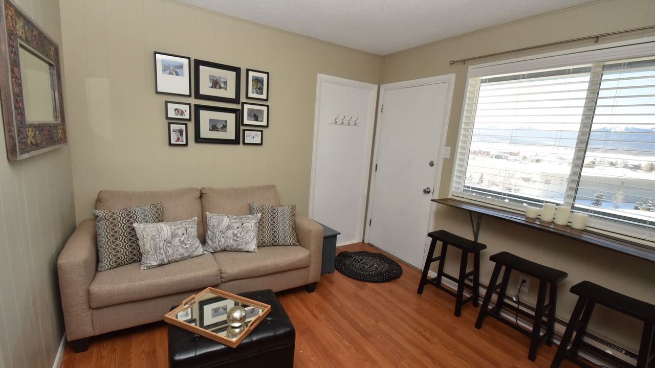 Photo of Livingroom in Fraser