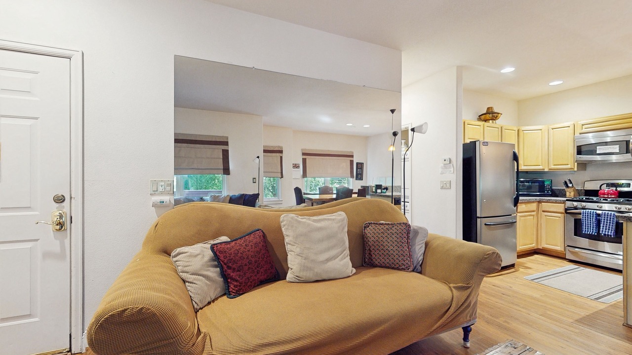 Photo of Livingroom in Basalt
