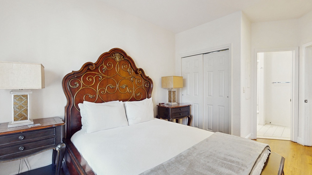 Photo of Bedroom in Basalt