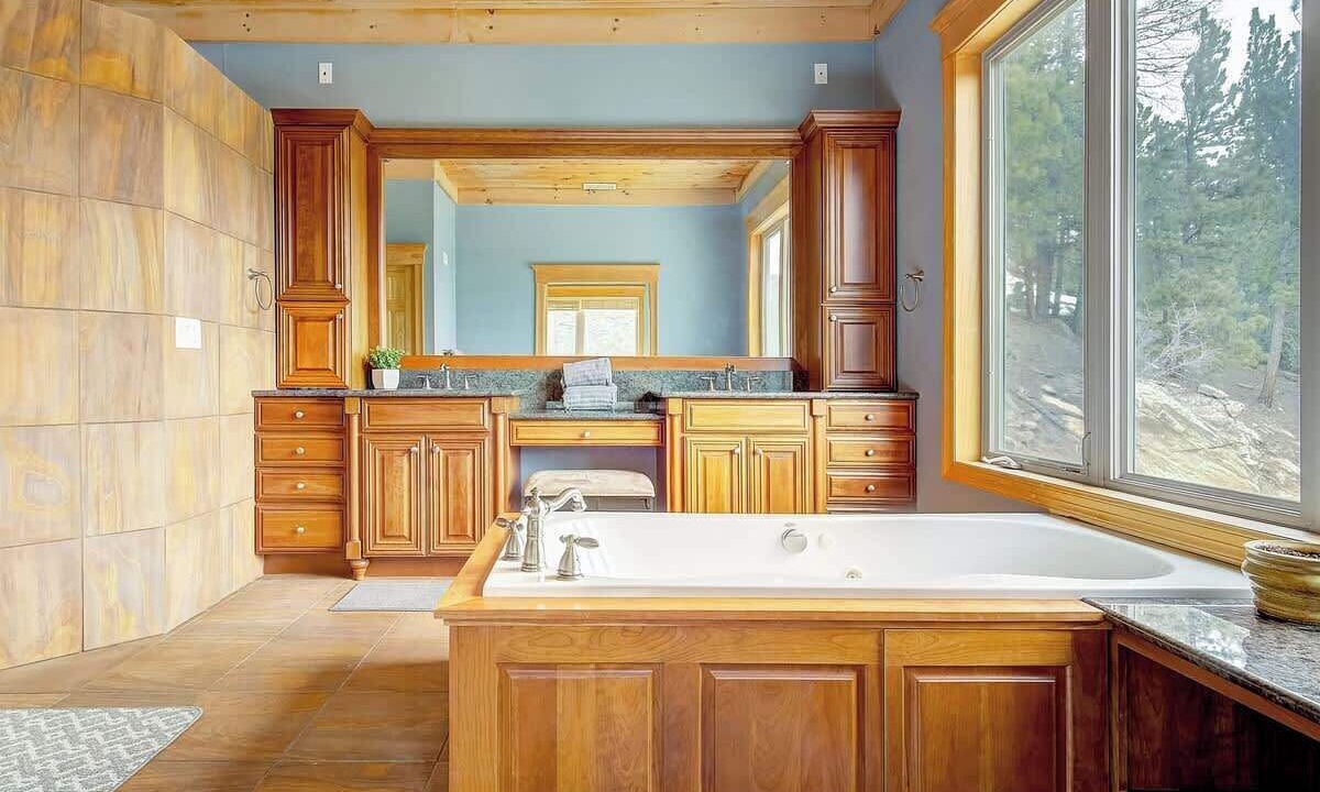 Photo of Bathroom in Morrison