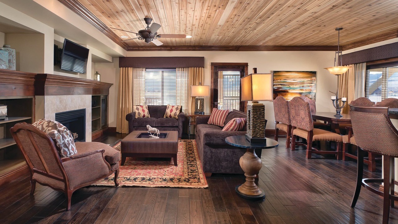 Photo of Livingroom in Grand Elk Ranch