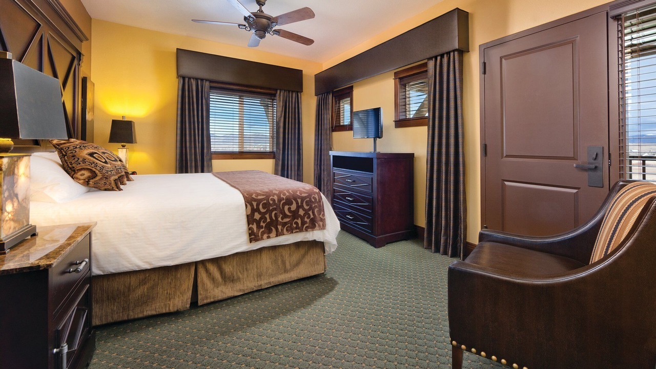Photo of Bedroom in Grand Elk Ranch