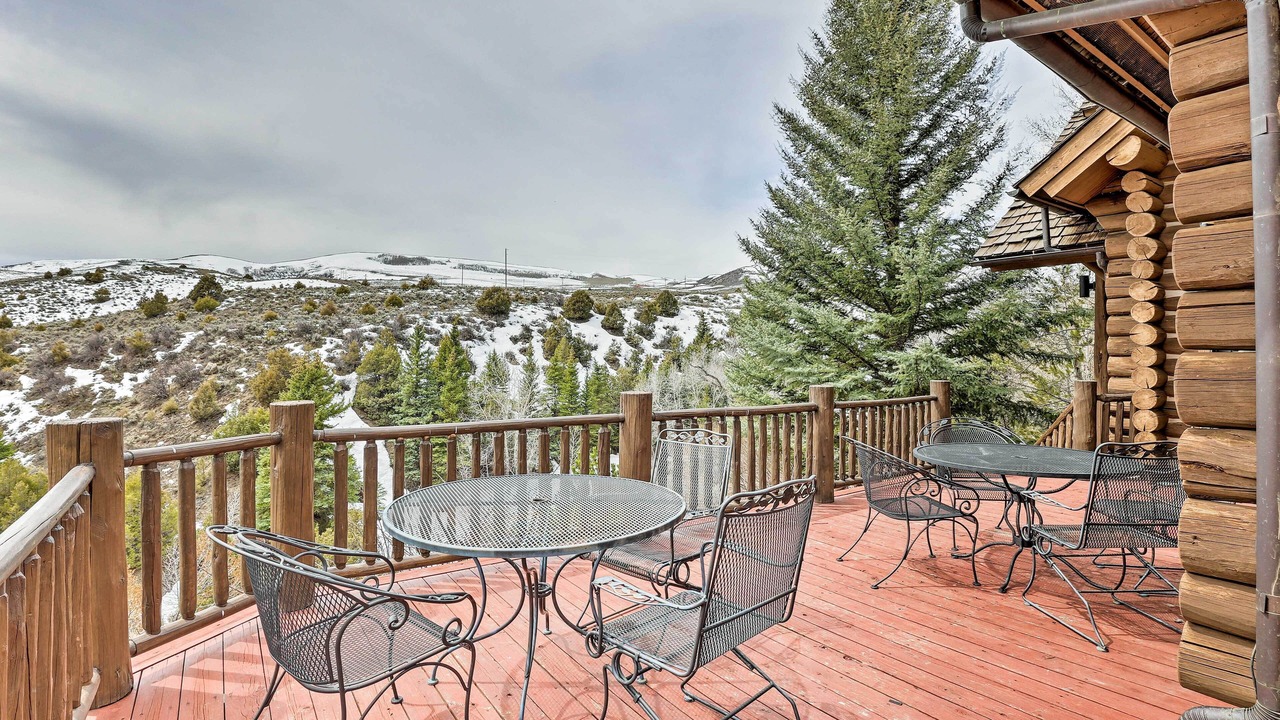 Photo of Outdoor in Bond