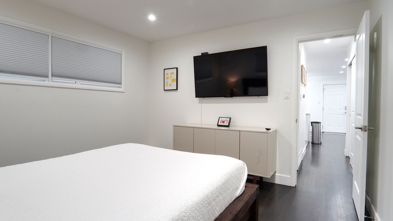 Photo of Bedroom in Mar Lee