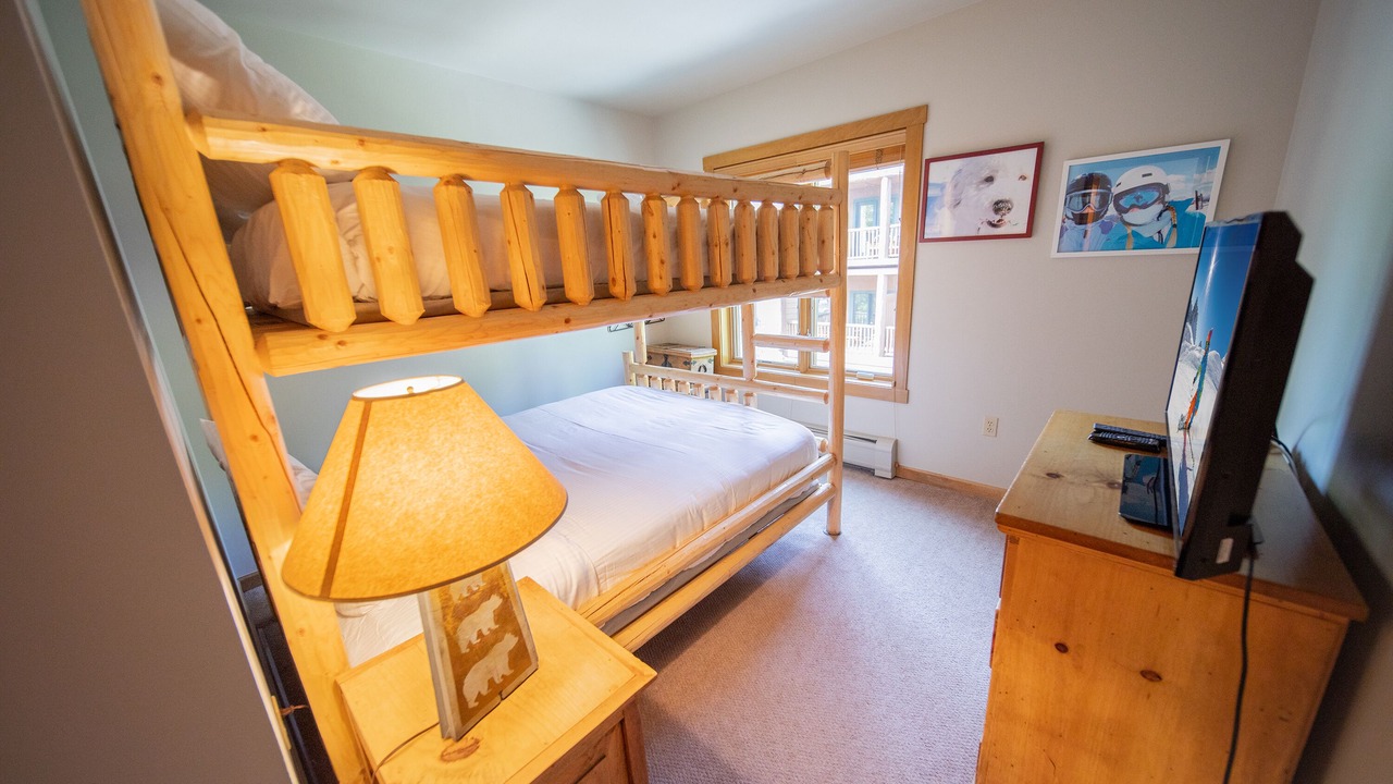 Photo of Bedroom in River Run