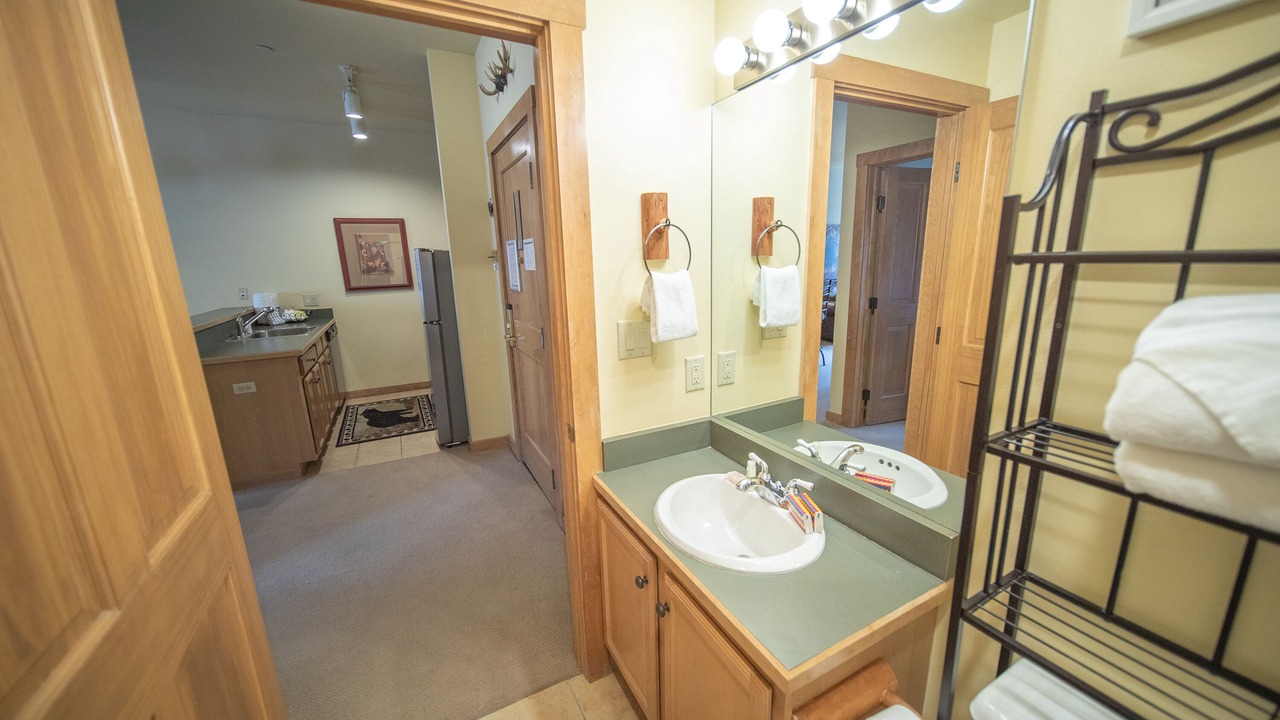 Photo of Bathroom in River Run