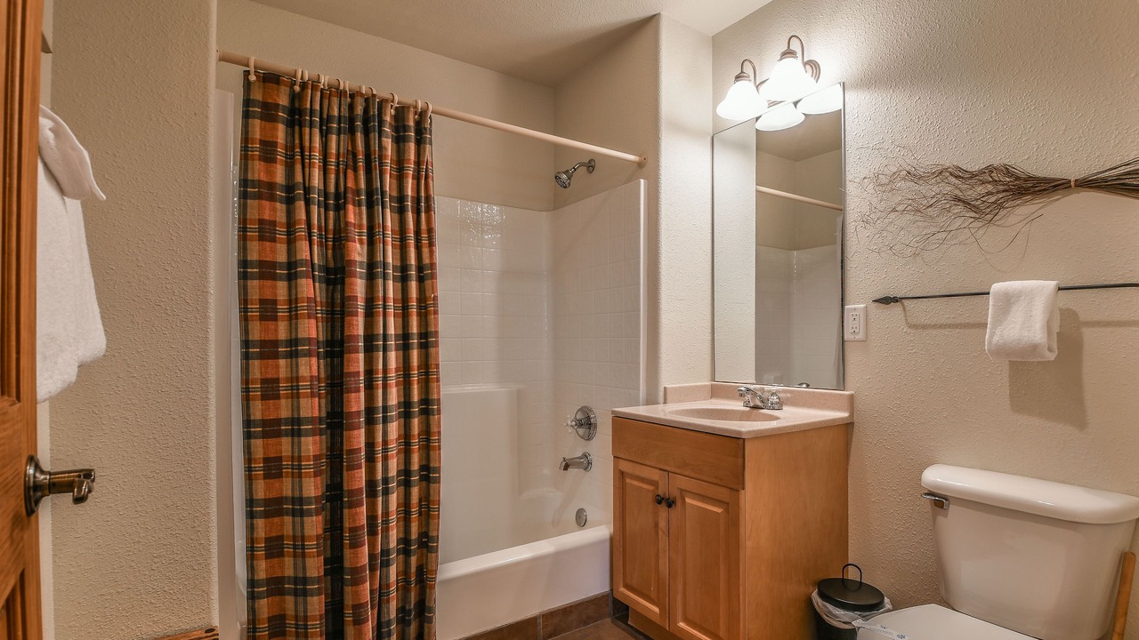 Photo of Bathroom in Mountain House