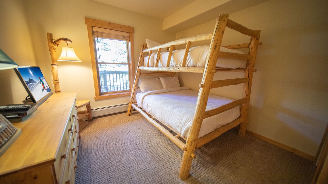 Photo of Bedroom in Mountain House