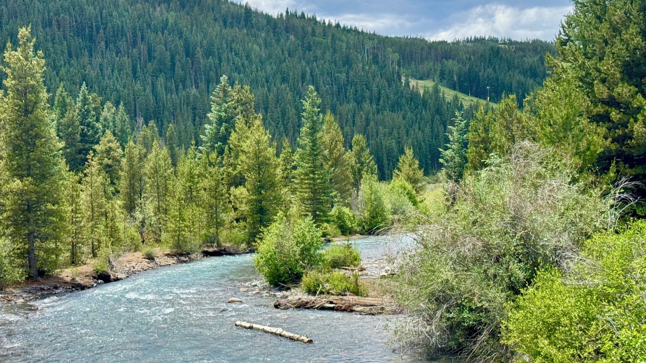 Photo of Others in Keystone