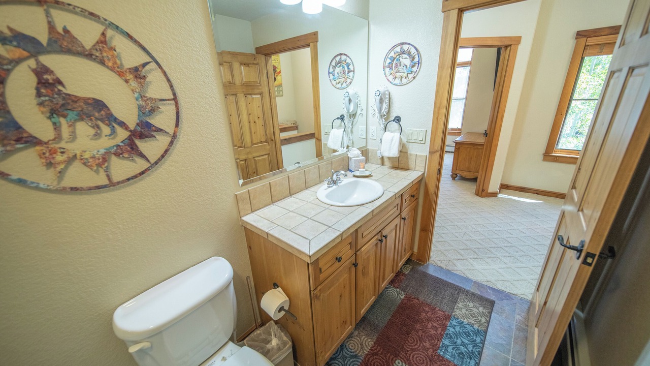 Photo of Bathroom in Lakeside Village