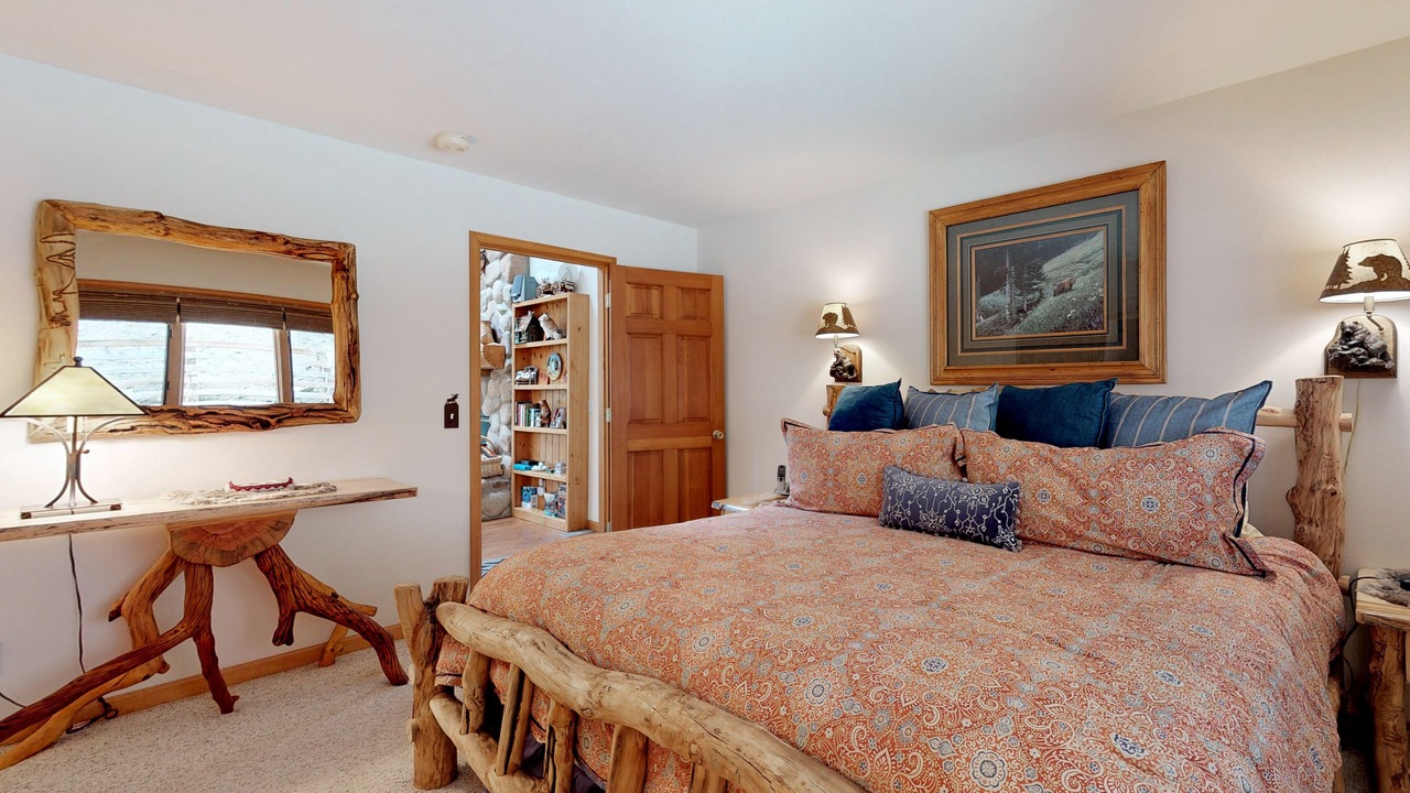 Photo of Bedroom in Aspen Brook