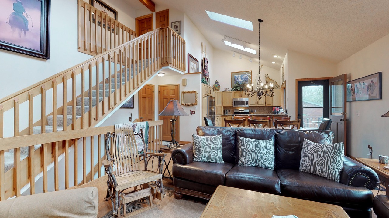 Photo of Livingroom in Aspen Brook