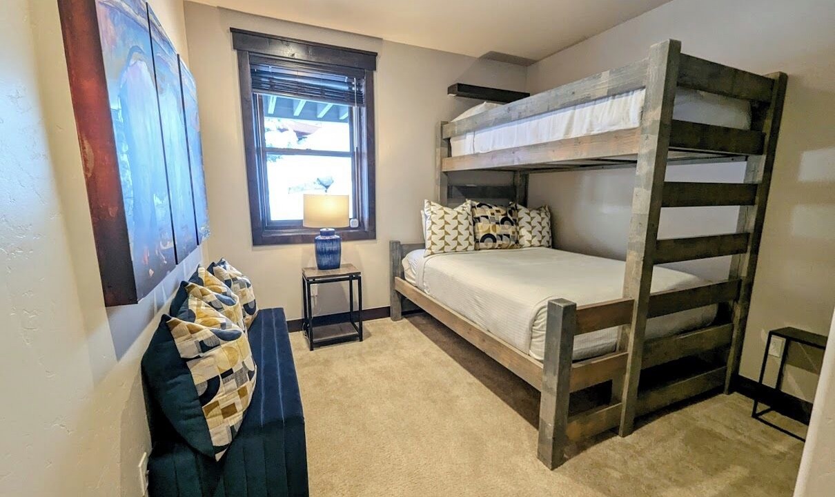 Photo of Bedroom in Keystone