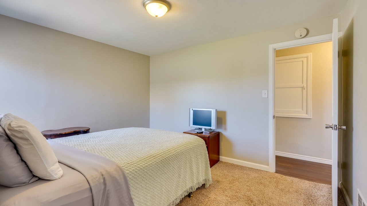 Photo of Bedroom in Aberdeen