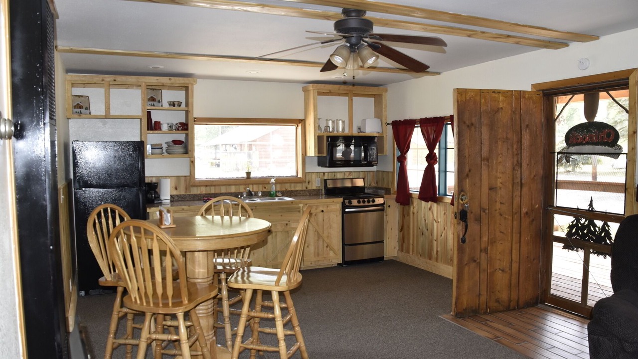 Photo of Bedroom in South Fork