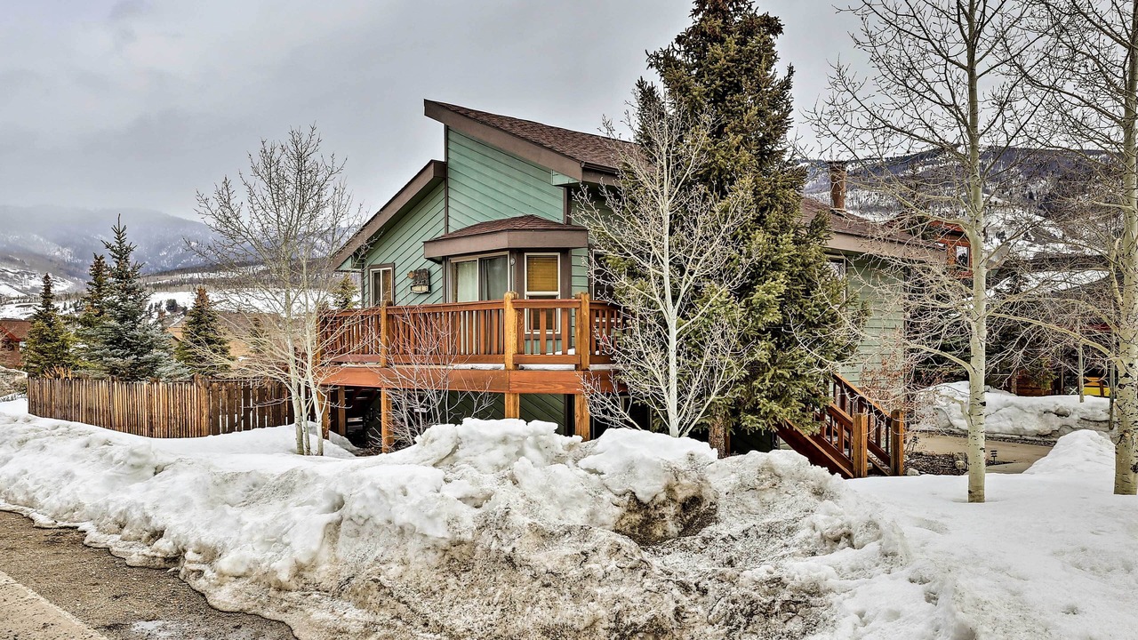 Photo of Outdoor in Willowbrook Meadows