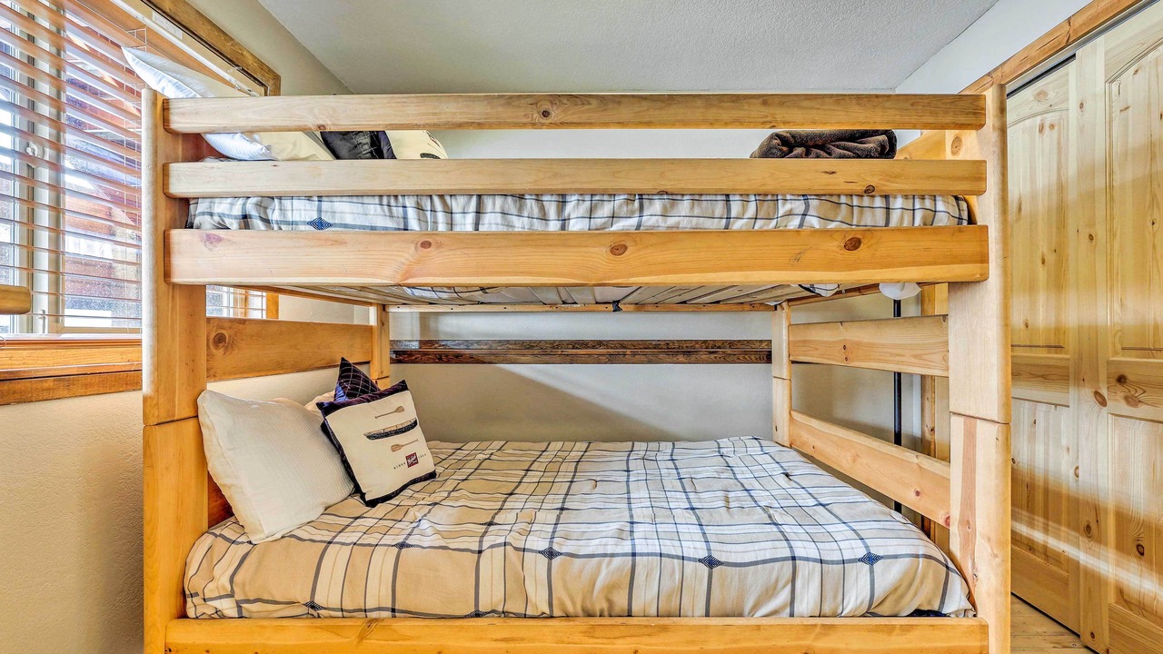Photo of Bedroom in Willowbrook Meadows