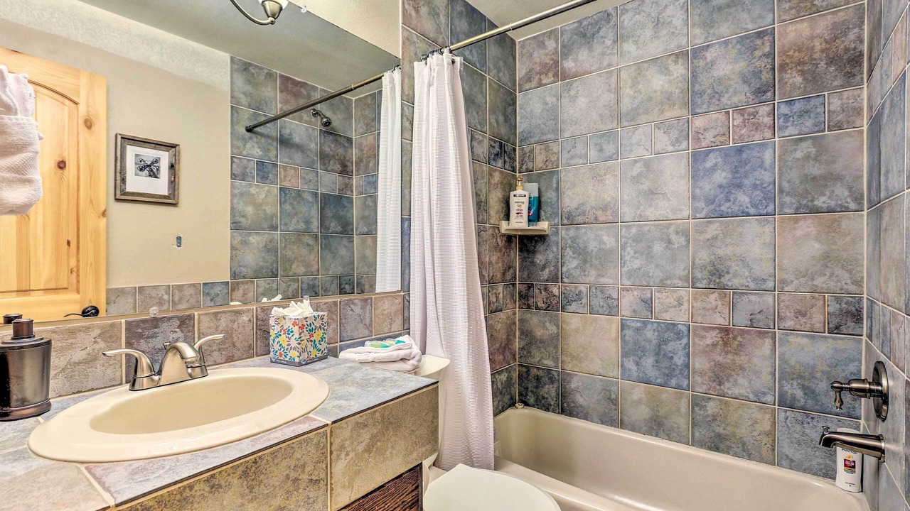 Photo of Bathroom in Willowbrook Meadows