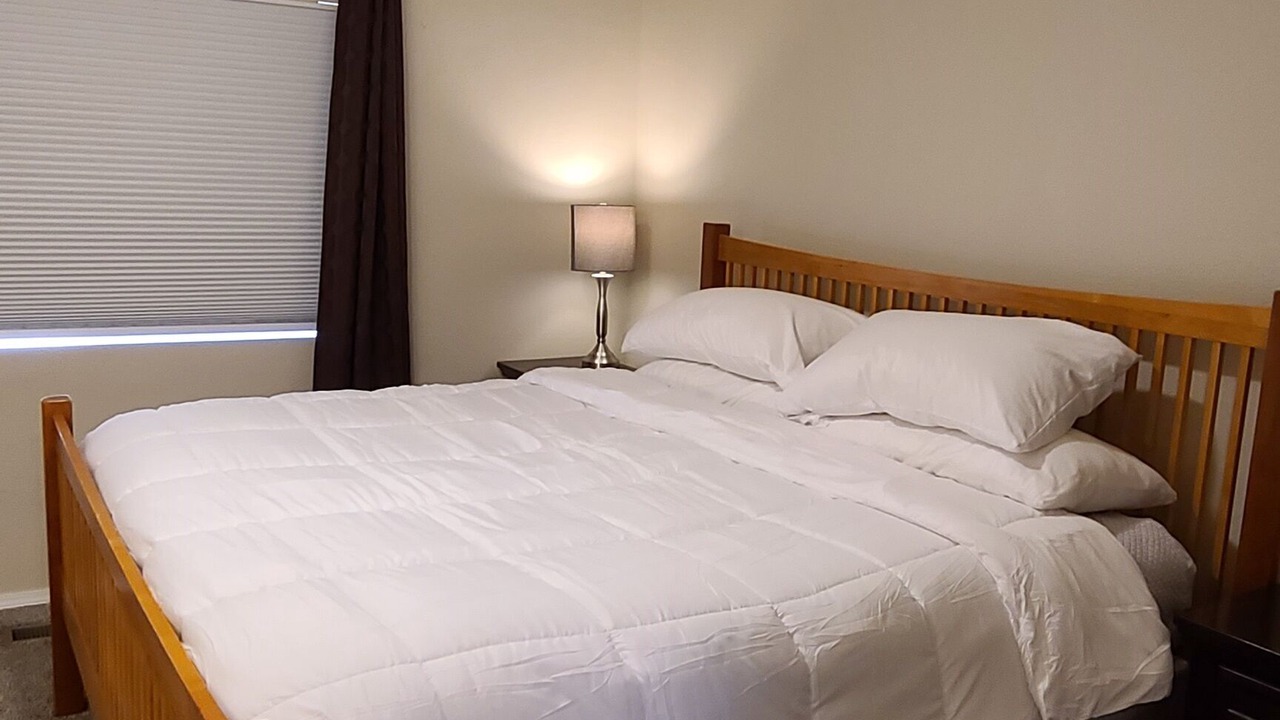 Photo of Bedroom in Northwest Colorado Springs