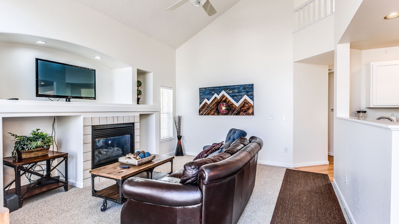 Photo of Livingroom in Canterberry Crossing