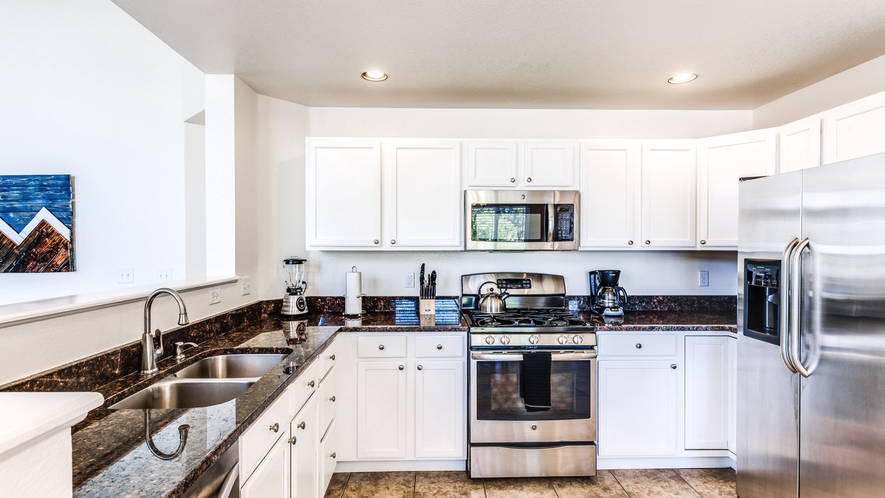 Photo of Kitchen in Canterberry Crossing