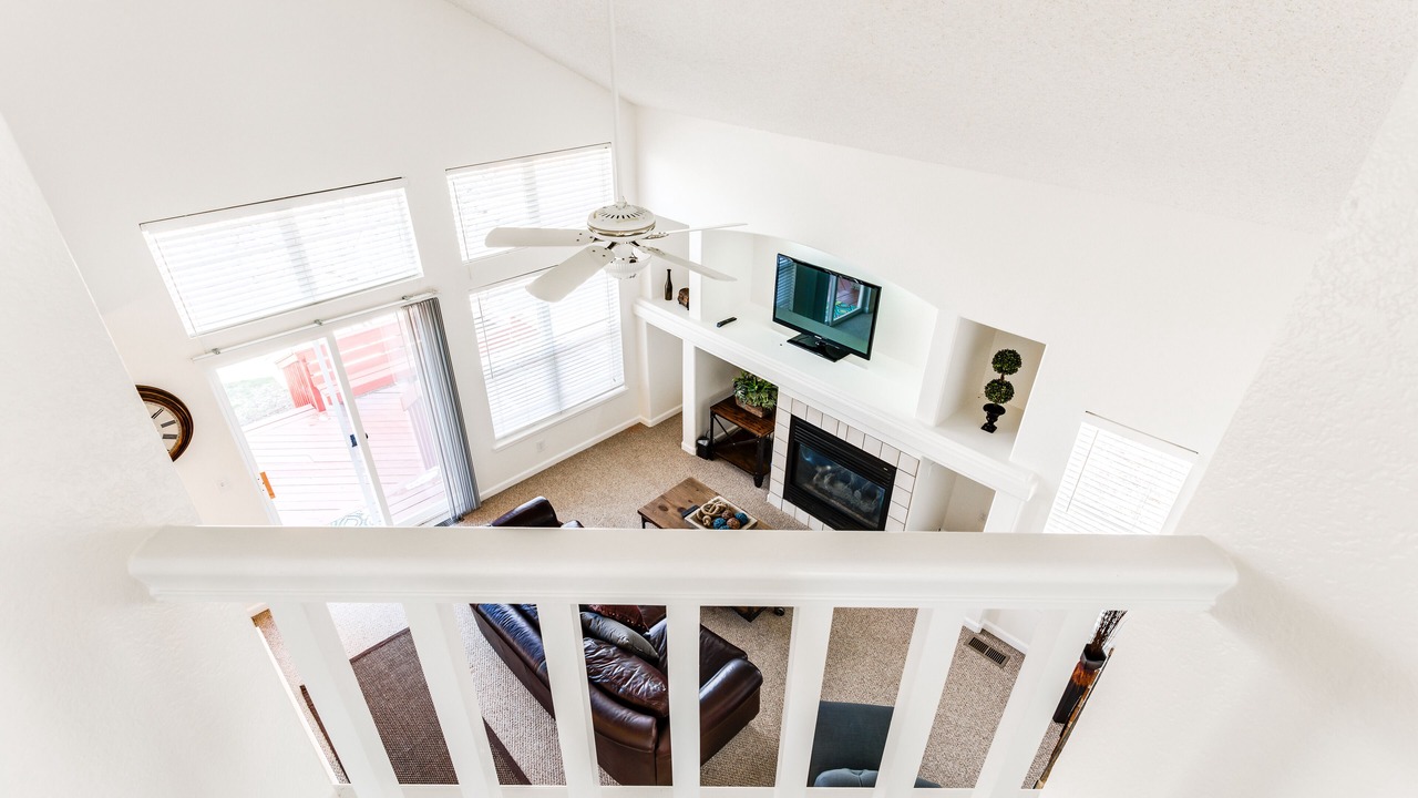 Photo of Livingroom in Canterberry Crossing
