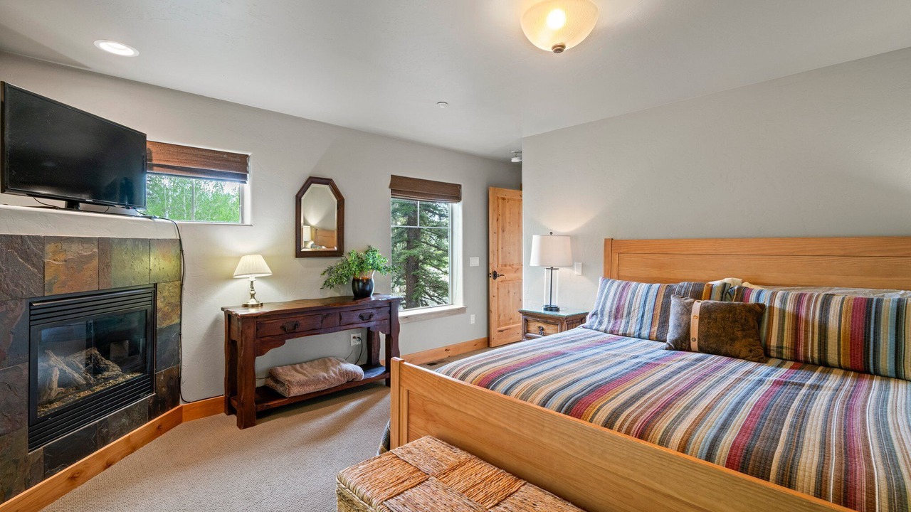 Photo of Bedroom in Purgatory