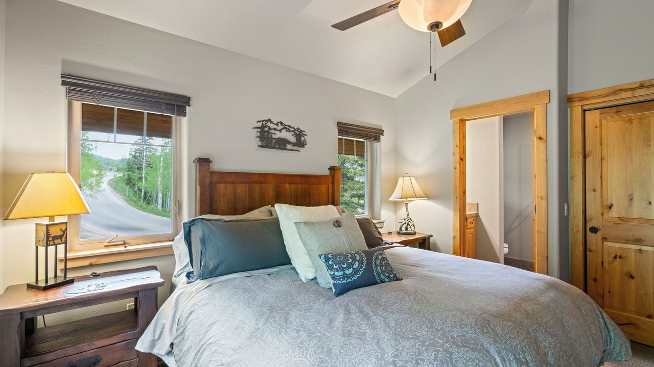 Photo of Bedroom in Purgatory