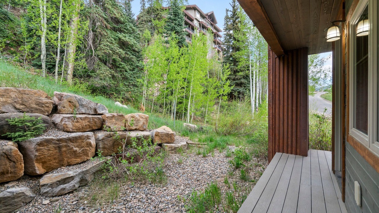 Photo of Patio Balcony in Purgatory