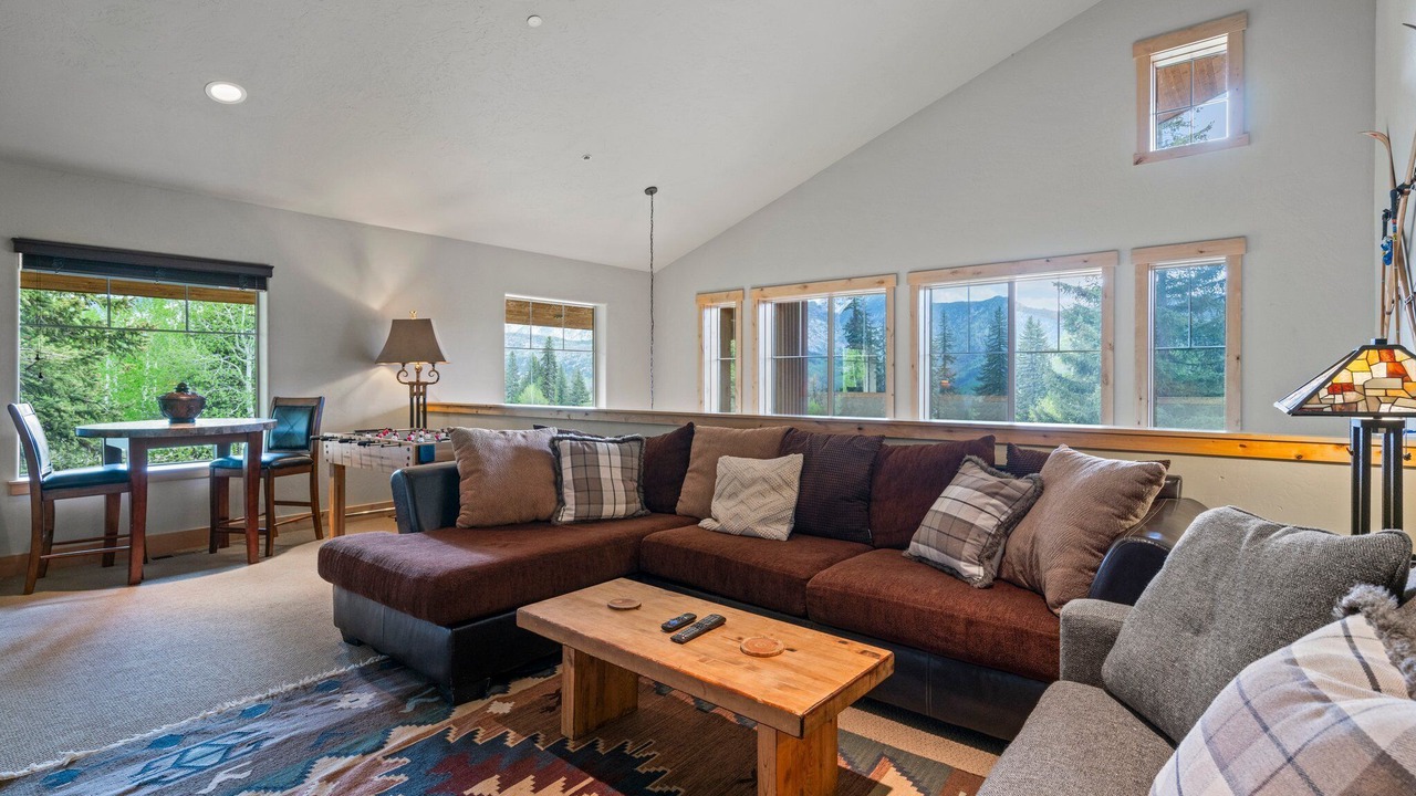 Photo of Livingroom in Purgatory