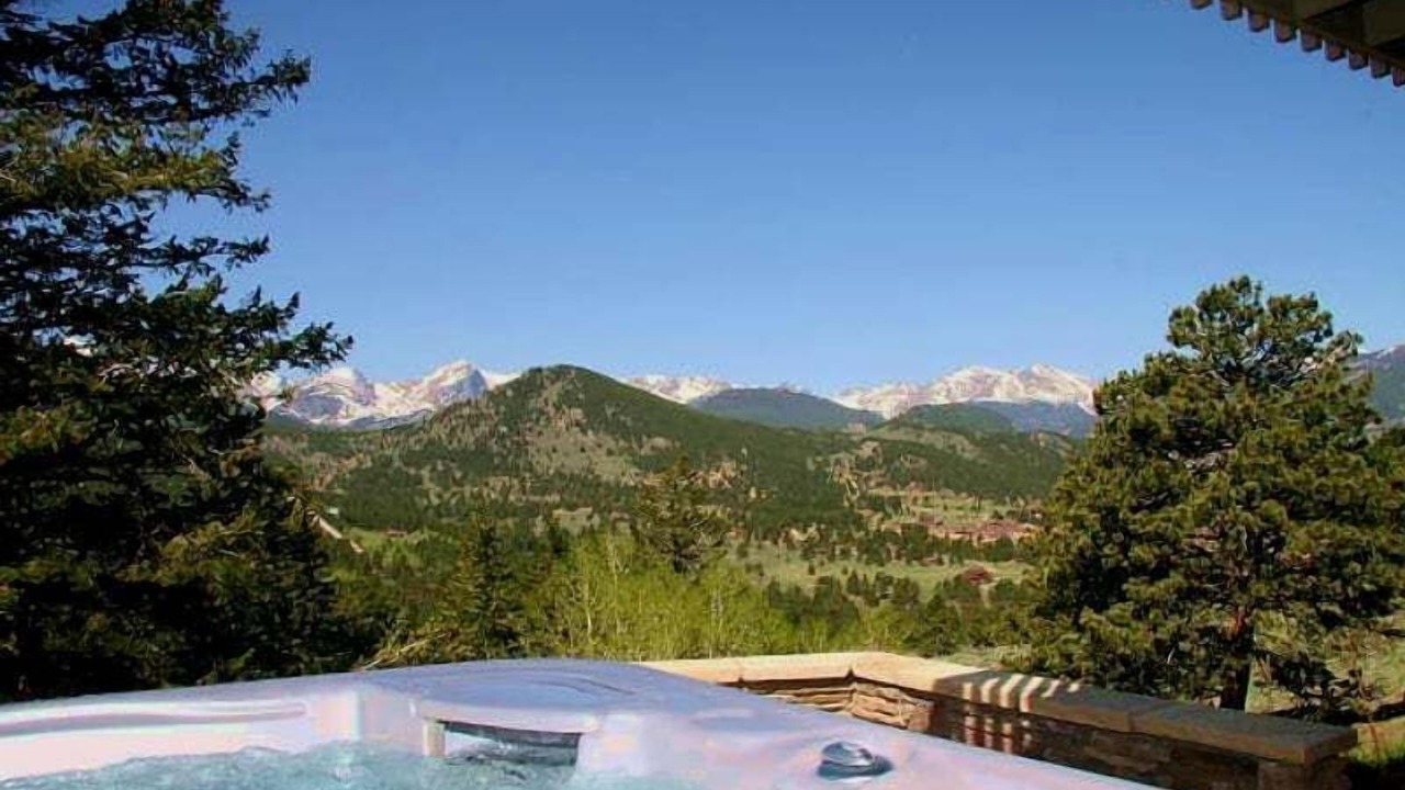 Photo of Outdoor in Windcliff Estates