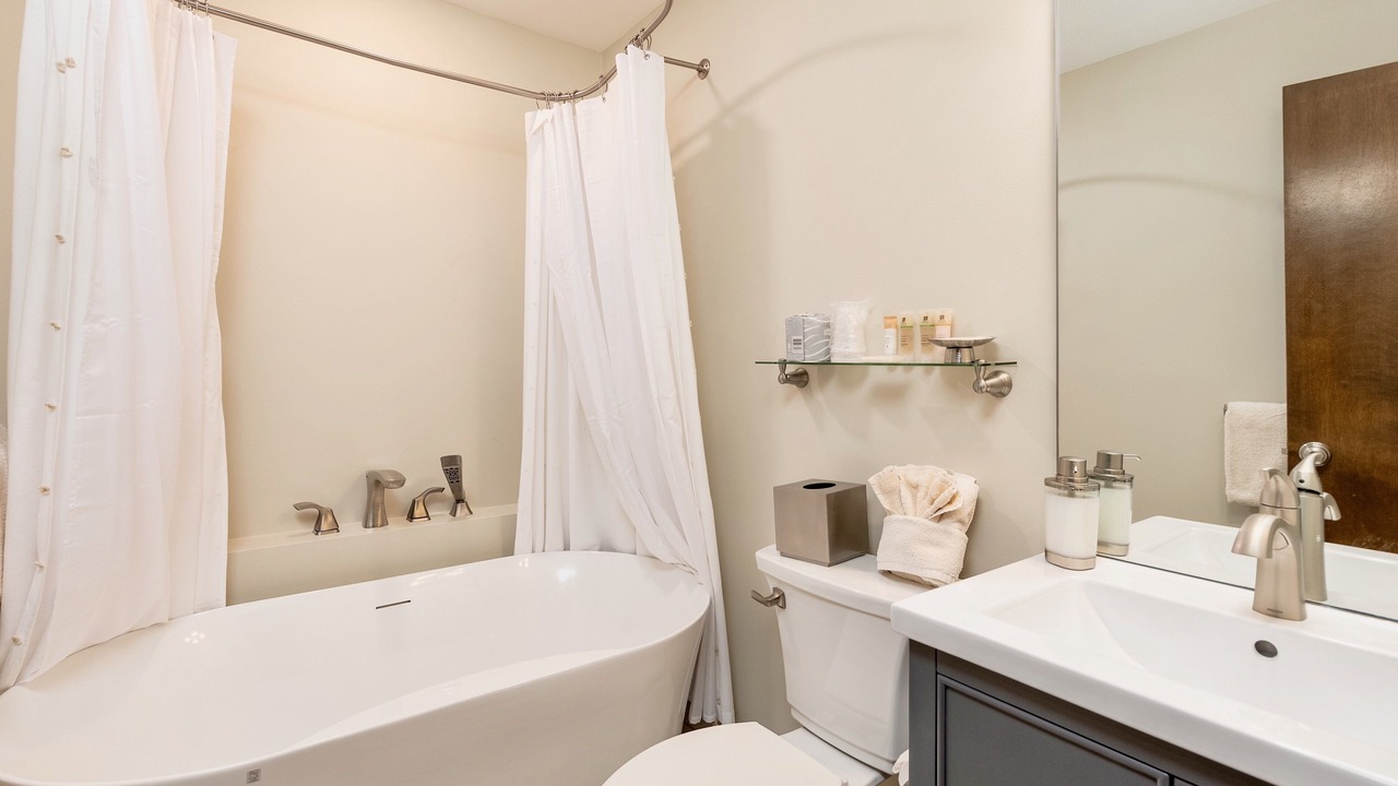 Photo of Bathroom in Windcliff Estates