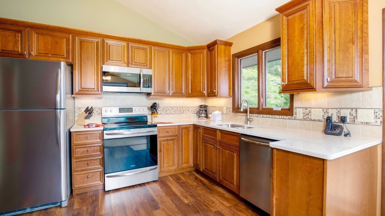 Photo of Bedroom in Windcliff Estates