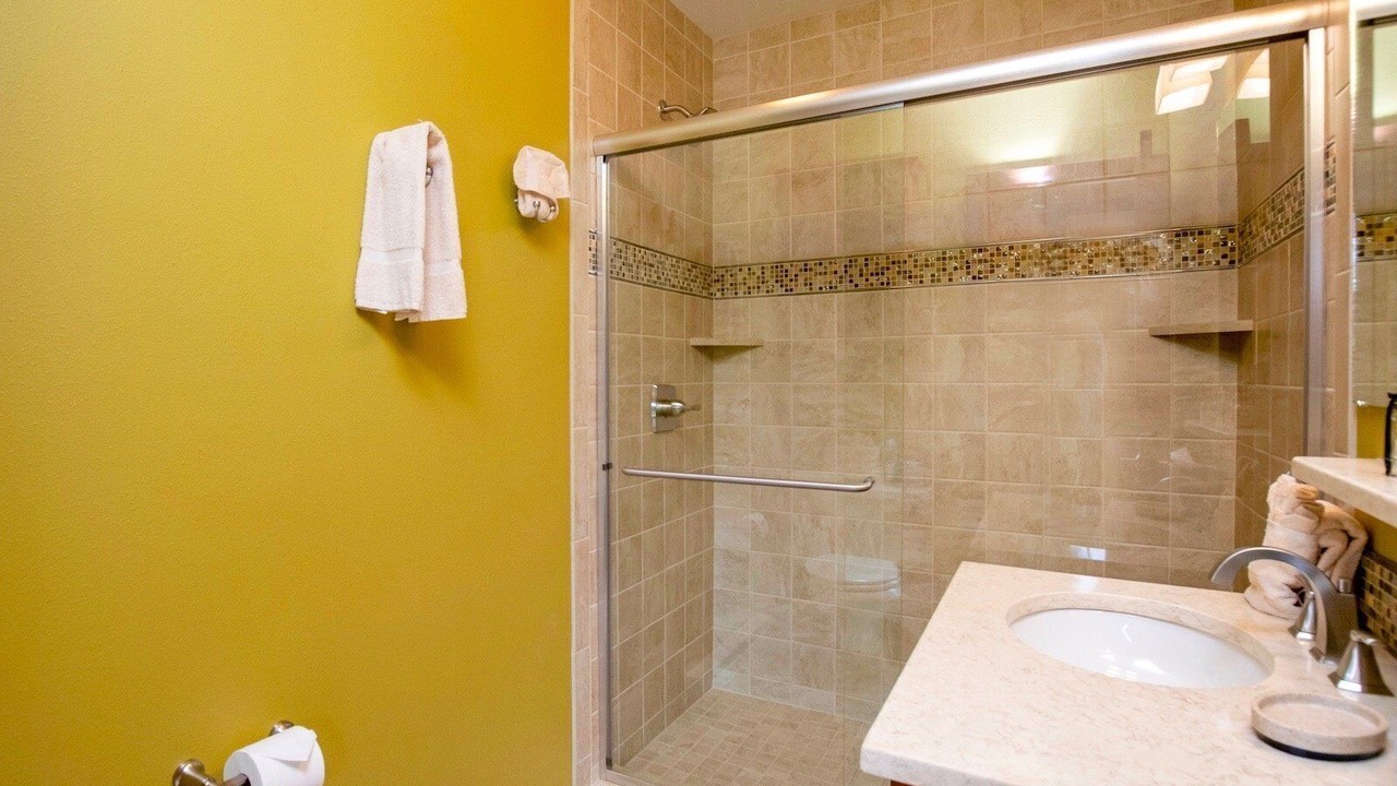 Photo of Bathroom in Windcliff Estates