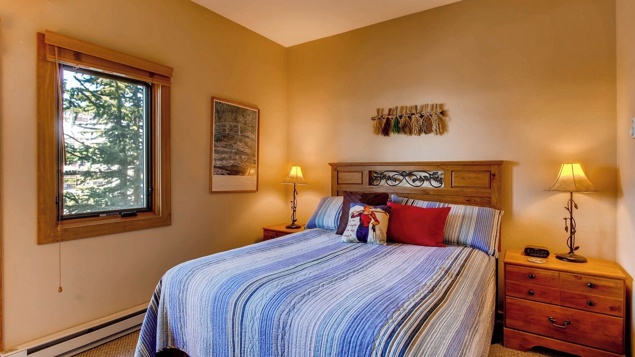 Photo of Bedroom in Crested Butte