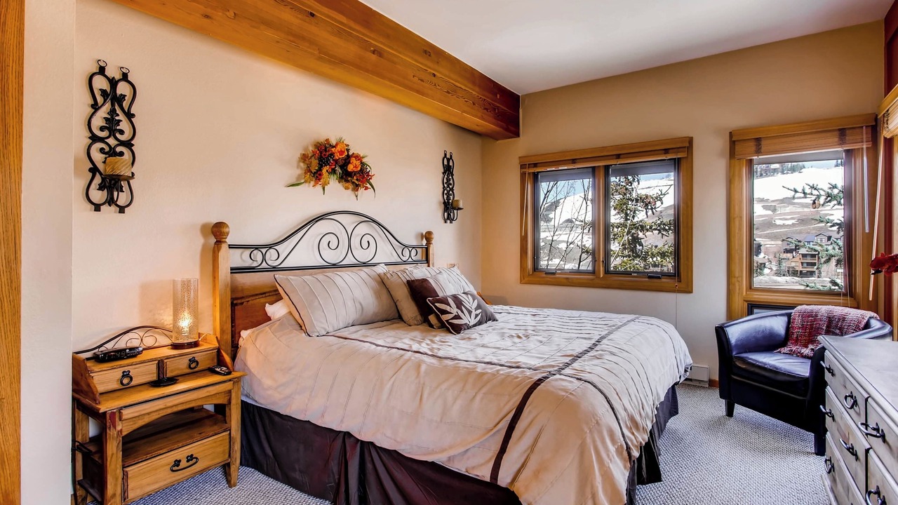 Photo of Bedroom in Crested Butte